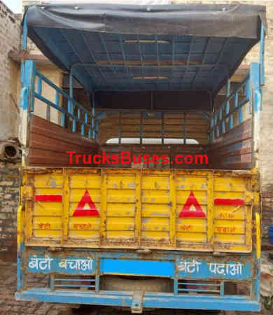 Mahindra Bolero Maxi Truck Plus Images